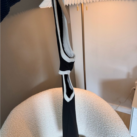 Eva Franco Black and White Backless Dress - Picture 3 of 4